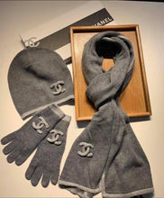 Load image into Gallery viewer, Cashmere hat set
